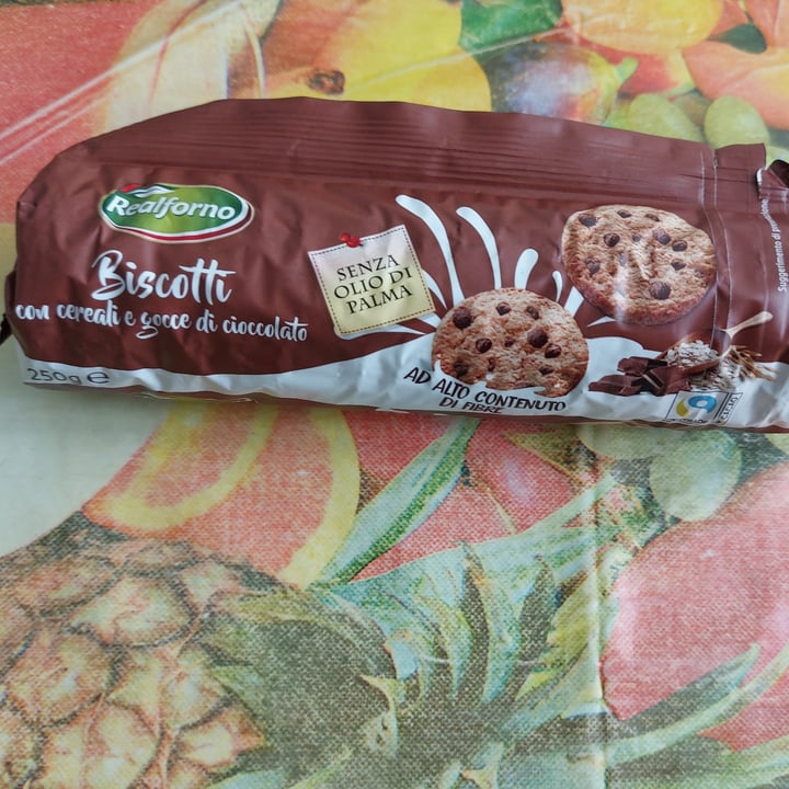 review photo of Realforno Biscotti Cereali E Gocce Di Cioccolato shared by @lillina on 23 Sep 2022 - review