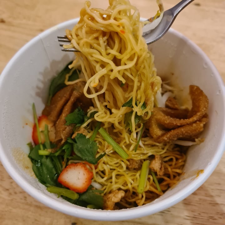 photo of Daily Green 吉祥素 Ji Xiang Signature Noodles shared by @gretchforveg on  25 Oct 2020 - review
