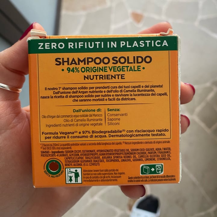 photo of Garnier Shampoo solido shared by @theredhead on  22 Oct 2022 - review