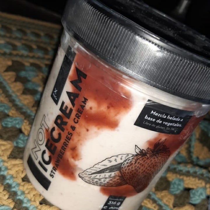 photo of NotCo Not Icecream Strawberries & Cream shared by @taisveg on  25 Oct 2020 - review