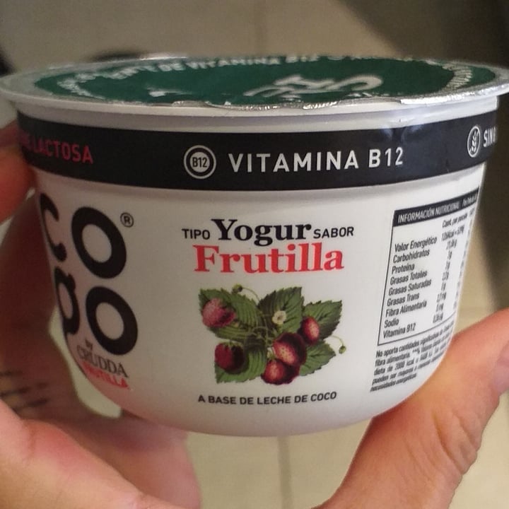 photo of Crudda Yogur a Base de Coco sabor Frutilla shared by @melinamelinacc on  27 Jul 2021 - review