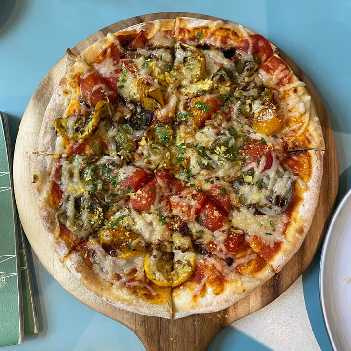 photo of Green Common Singapore Vege Lovers Pizza shared by @qiiaannn on  17 Mar 2022 - review