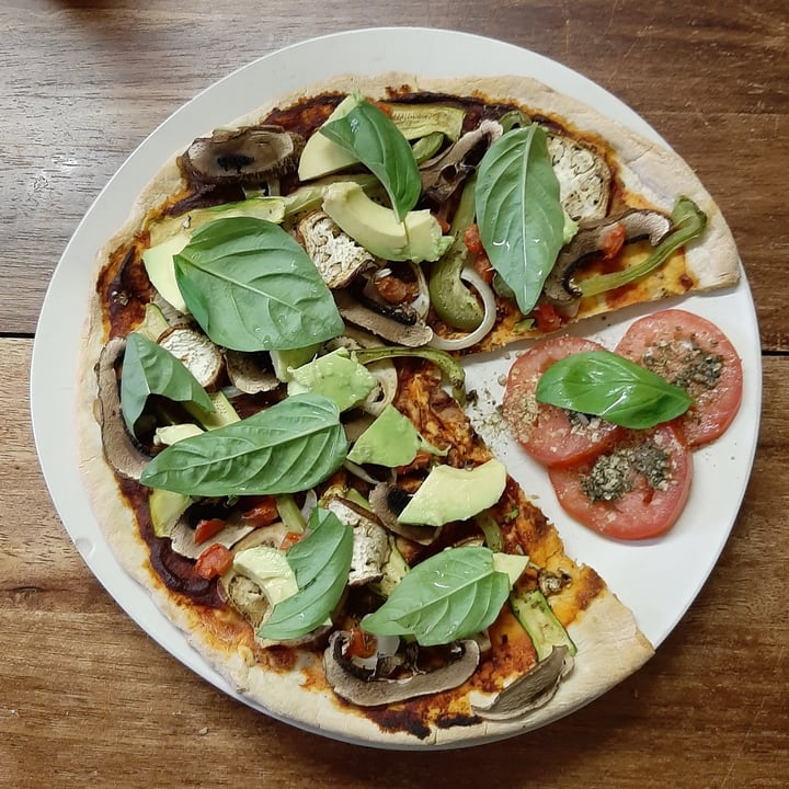 photo of Woolworths Food Stonebaked Pizza Bases shared by @mikejuliette on  25 Sep 2020 - review