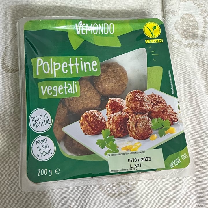 photo of Vemondo  Polpette Vegetali Gusto Classico shared by @marinacarta on  14 Dec 2022 - review