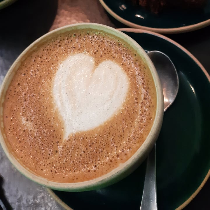 review photo of Fifi Almacén Cortado shared by @colobrusco on 11 Jul 2022 - review