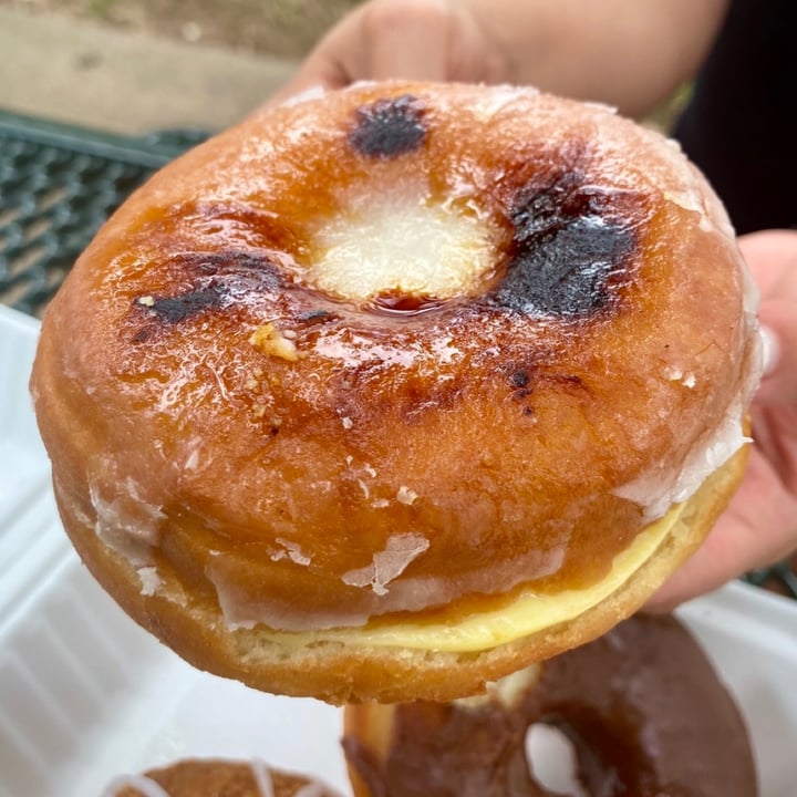 photo of Reverie Bakeshop crème brulee donut shared by @kimvillaneda on  06 Jan 2021 - review