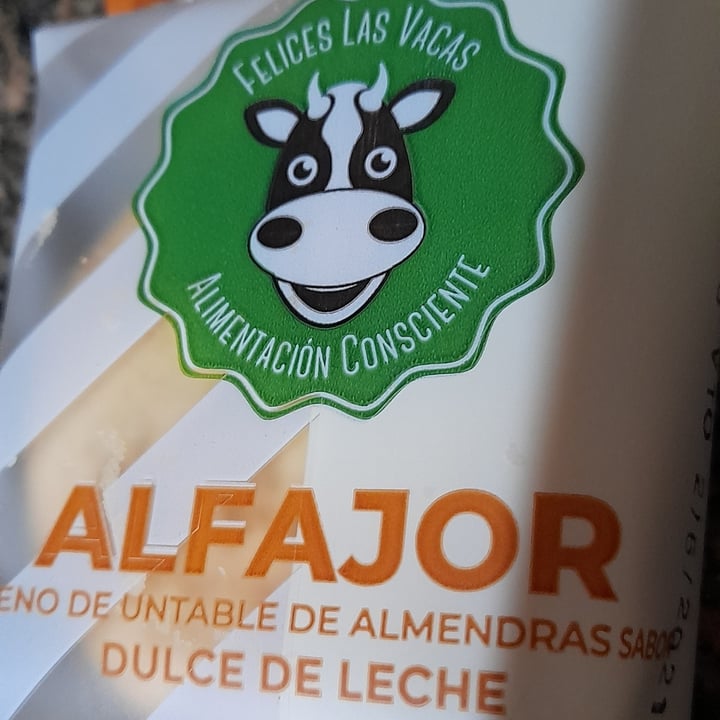 photo of Felices Las Vacas Alfajor Maicena shared by @ximevillar31 on  04 Oct 2021 - review