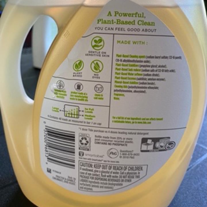 photo of Tide PurClean Plant Based Laundry Detergent shared by @nnelg on  10 Jun 2020 - review