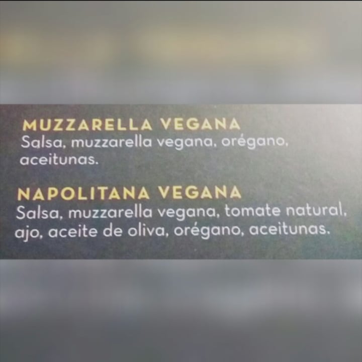 photo of Olivia Empanadas & Pizzas Empanadas Veganas de Carne Vegetal, Tofu/Mostaza y Verdura shared by @lihuenaillen on  17 Mar 2021 - review