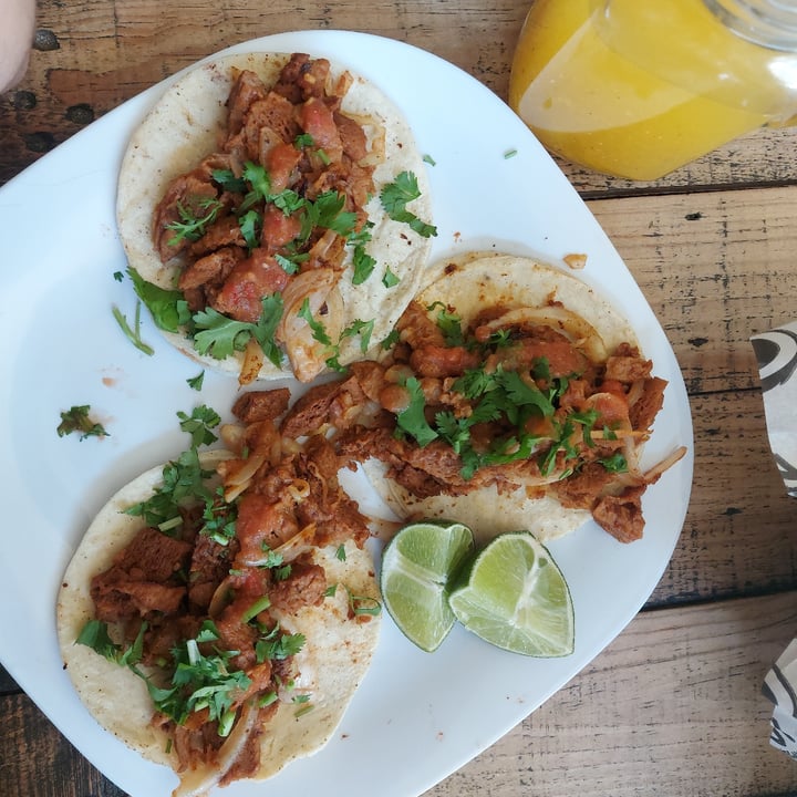 photo of Avocado Punk Tacos De Pastor shared by @andrearebeca on  20 May 2021 - review