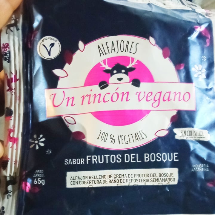 review photo of Un Rincón Vegano Alfajor de Frutos del Bosque shared by @mikamaiden on 04 Apr 2021 - review