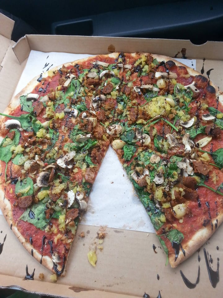 photo of The Strait Slice Pizza Co. Vegan Pizza shared by @riotcat on  06 Apr 2018 - review