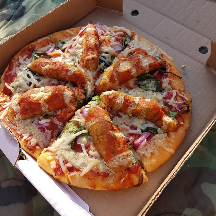 review photo of Valiant's Barrie Blue Buffalo Pizza shared by @plantkilla on 31 Jul 2021 - review