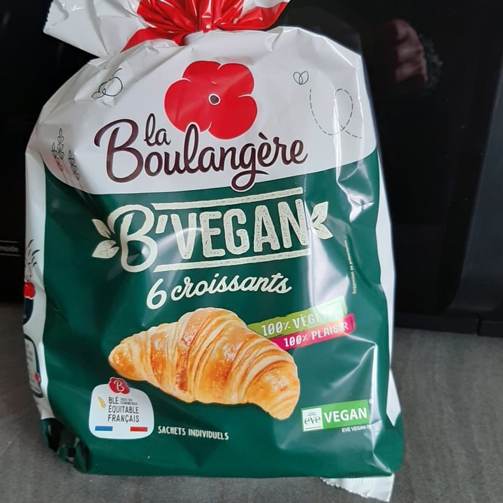 photo of La Boulangère 6 Croissants Vegan shared by @marte on  25 Nov 2020 - review