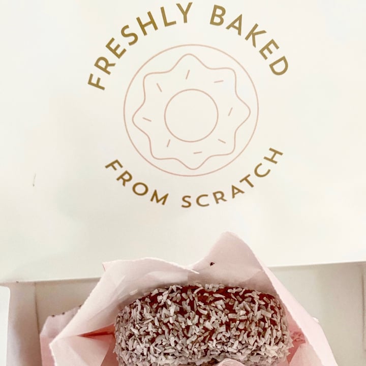 photo of Glaze Donuts Coconut Donuts 🍩 shared by @jourialo on  01 Jul 2020 - review