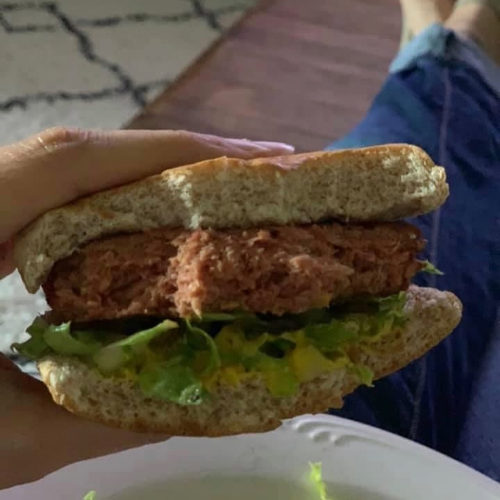 photo of Dr. Praeger's Perfect Burger shared by @nikkiv12 on  24 Aug 2021 - review