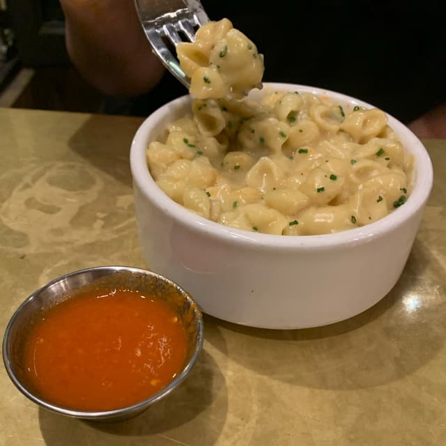 Photo of the dish “mac n cheese”