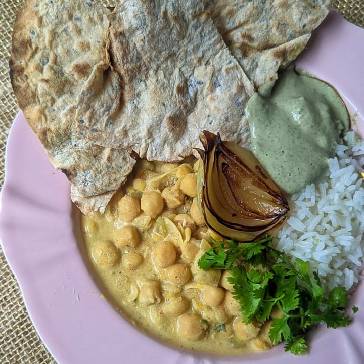 photo of Verderosa Curry de Grao de Bico shared by @flaviahunter on  18 Apr 2022 - review