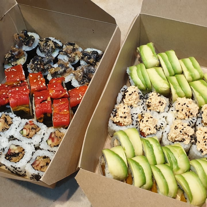 photo of Green Sushi Vegan Sushi Mix shared by @luciamf on  07 Sep 2020 - review