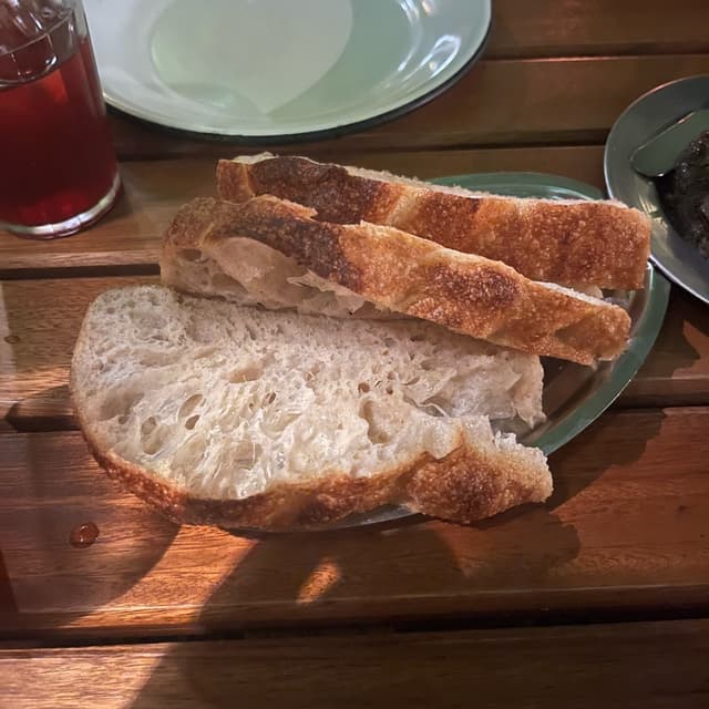 Photo of the dish “Focaccia de masa madre a la leña”