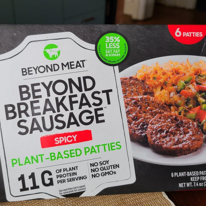 review photo of Beyond Meat Beyond Breakfast Sausage Spicy shared by @simpleme on 14 Jun 2022 - review