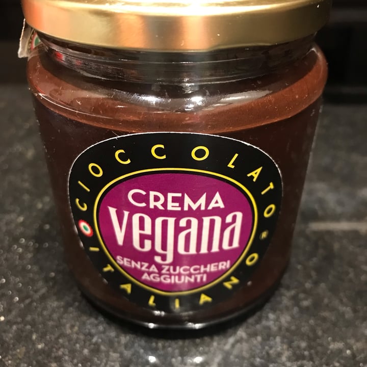 photo of Cioccolato italiano Crema vegana shared by @lauragreen on  10 Mar 2022 - review