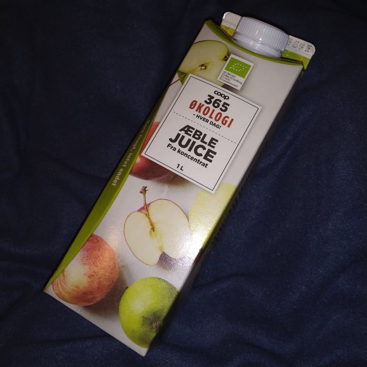 photo of coop ÆBLE JUICE Fra koncentrat shared by @veganiceland on  27 Oct 2022 - review