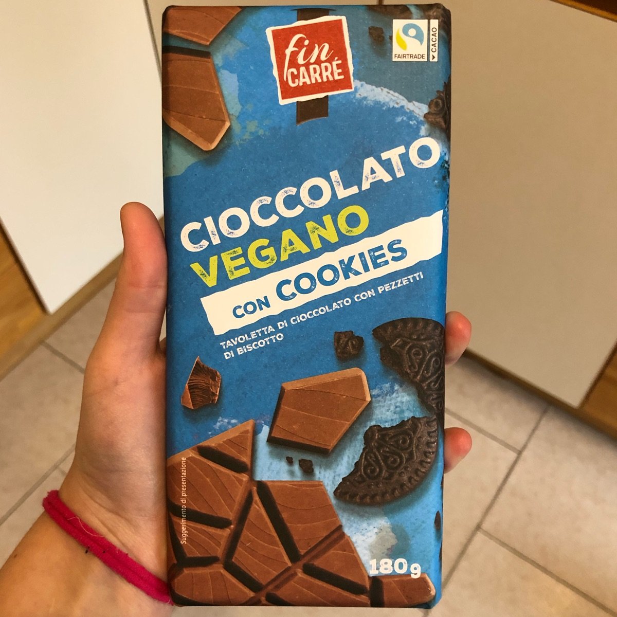 Fin Carré Vegan Chocolate with Biscuits Reviews | abillion