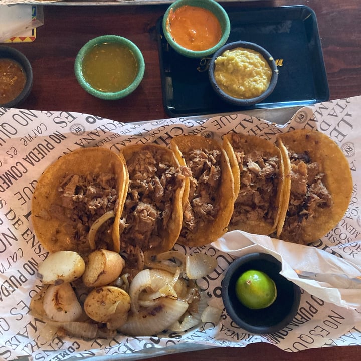 photo of Revolucion Verde Tacos De Bistec shared by @dianamalota on  22 May 2022 - review