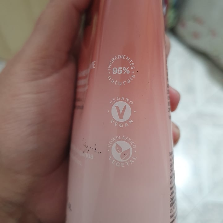 review photo of O Boticário Loção revitalizante desodorante rosé shared by @djoaninha on 31 Jul 2021 - review
