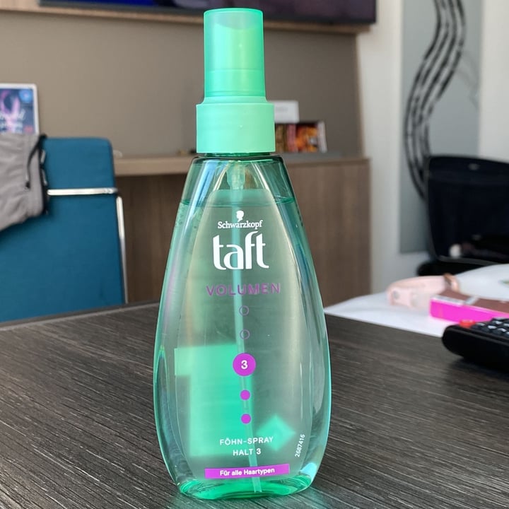 photo of Schwarzkopf Taft volumen 3 shared by @dridrinha on  09 May 2022 - review
