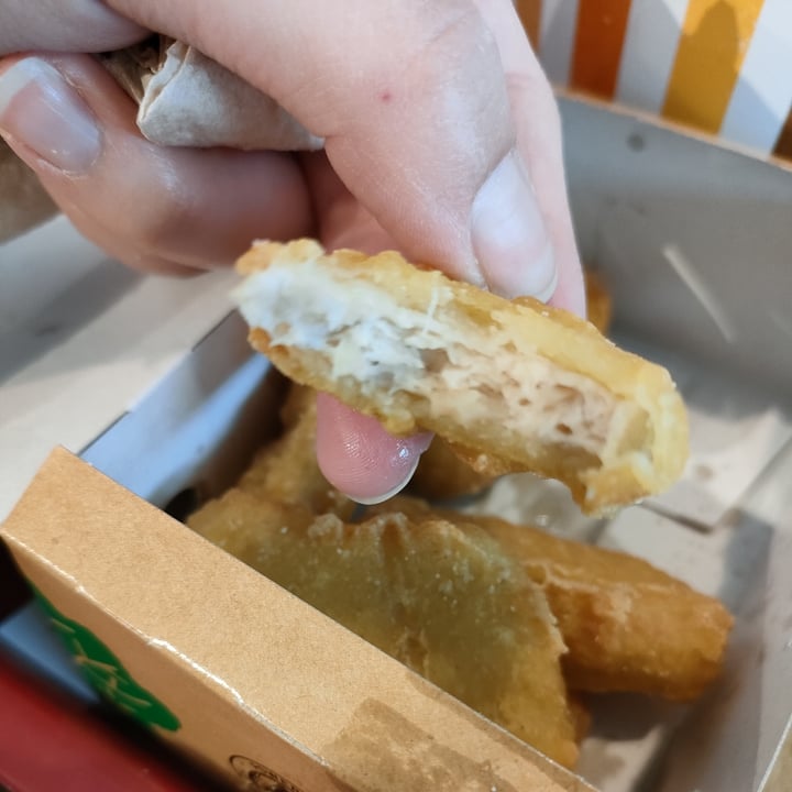 review photo of Burger King Vegan Nuggets shared by @beagabbi on 17 Mar 2022 - review