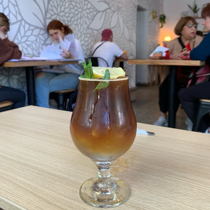 photo of Amelia Café Espresso tonic shared by @sechague on  15 Oct 2022 - review