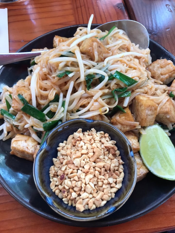 photo of Sophia's | Thai Bar & Kitchen Pad Thai shared by @sam0729 on  11 Mar 2019 - review