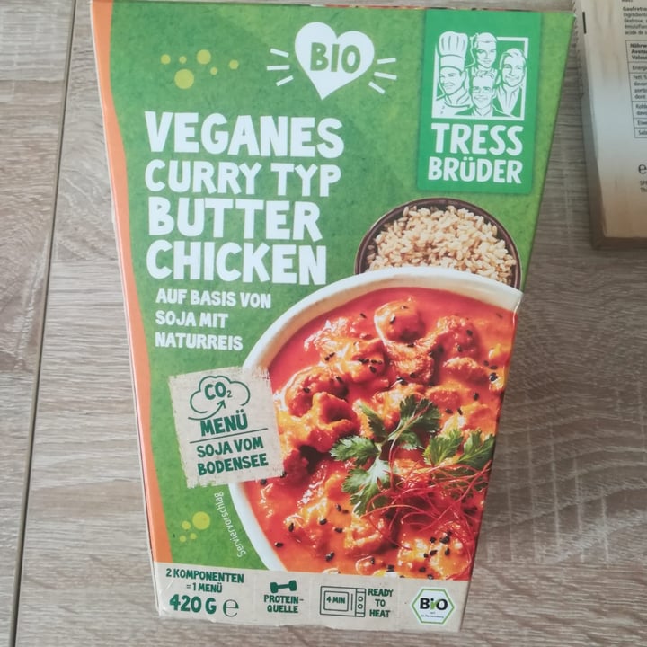 photo of Tress Brüder Veganes Curry Typ Butter Chicken shared by @mims26 on  30 Jun 2022 - review