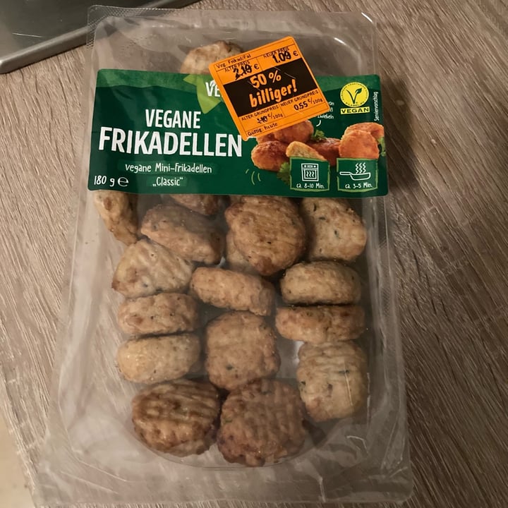 photo of Vemondo Vegane Frikadellen shared by @abi88 on  11 Nov 2021 - review