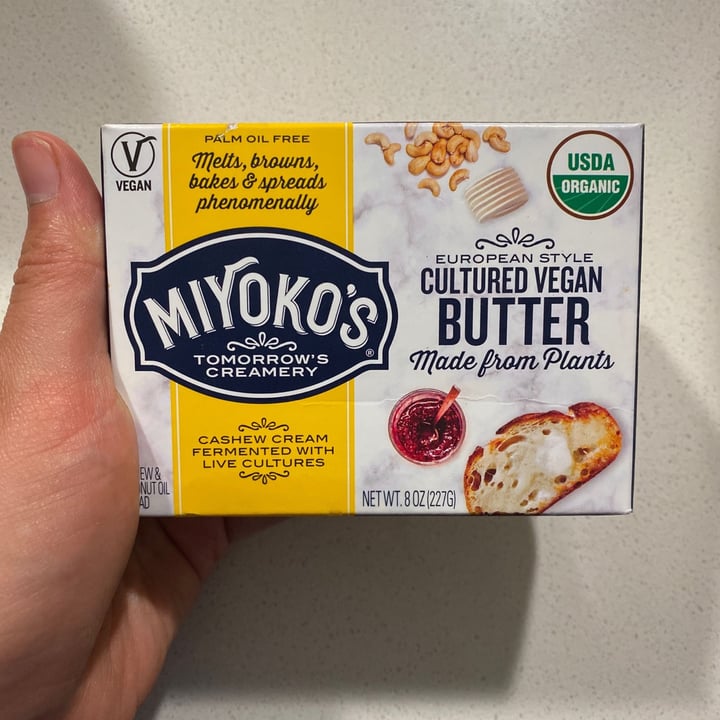 photo of Miyoko's Creamery European Style Cultured Vegan Butter Hint of Sea Salt shared by @vegetableboi420 on  02 Jun 2020 - review