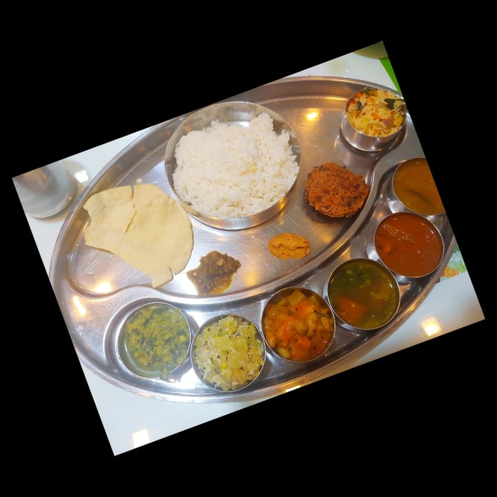 photo of Greenleaf Cafe Pte Ltd South Indian thali shared by @vegananu on  06 Nov 2020 - review
