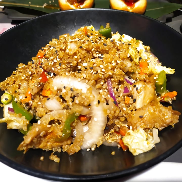 review photo of Miss Sushi Alcalá de Henares Wok Vegetal Con Heura shared by @raultrajkovska on 26 Aug 2021 - review