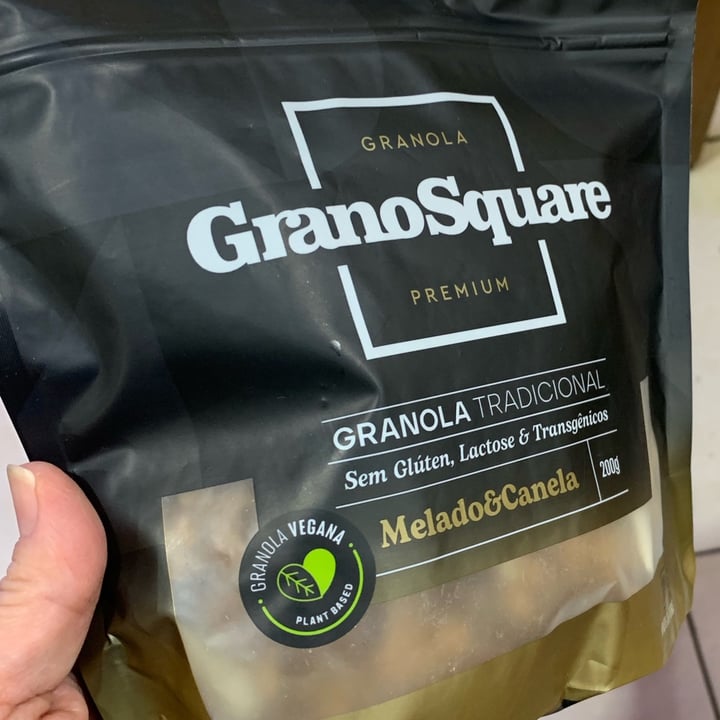 photo of GranoSquare Granola tradicional premium Melado e canela shared by @sandraoliveira on  10 May 2022 - review