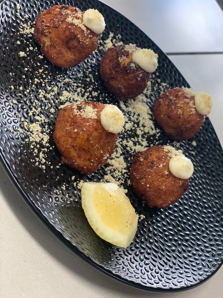 review photo of Planta South Beach Cauliflower Tots shared by @mafeab on 18 Jan 2020 - review