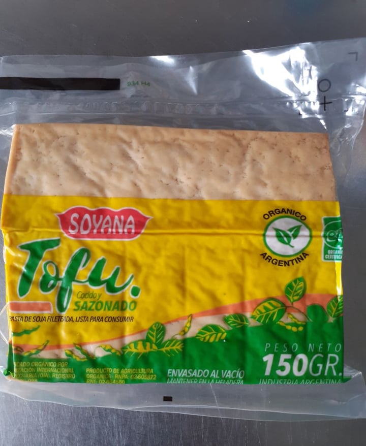 photo of Soyana Tofu Sazonado shared by @vanevegan on  22 Dec 2019 - review