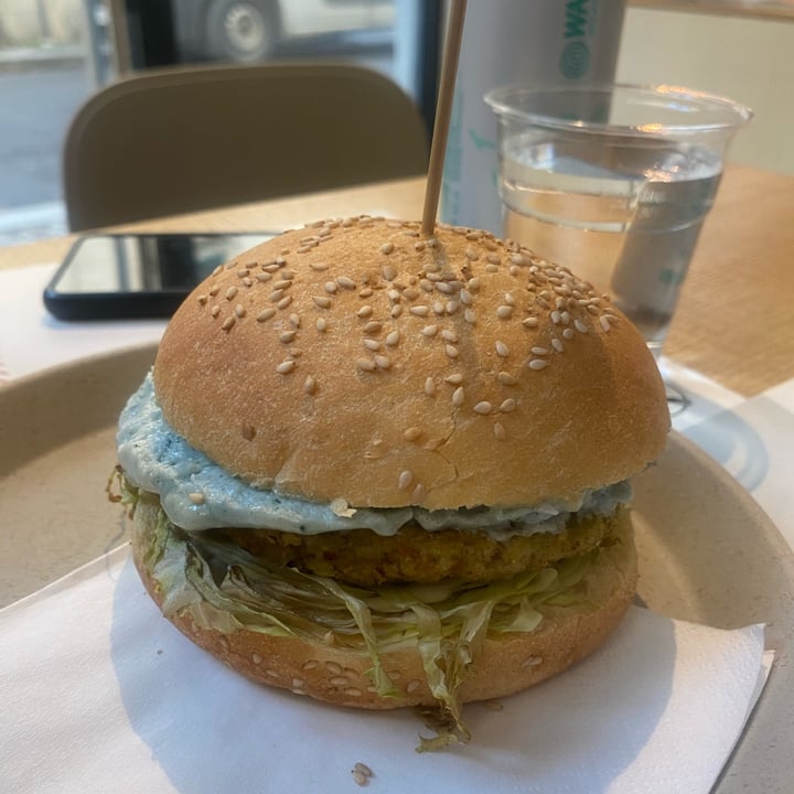 photo of Vegami Burger Voltaire shared by @sara0710 on  14 Jan 2023 - review