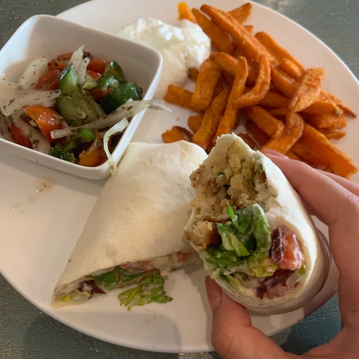 photo of Urban Bites Falafel Wrap shared by @madvegbabe on  06 Feb 2021 - review