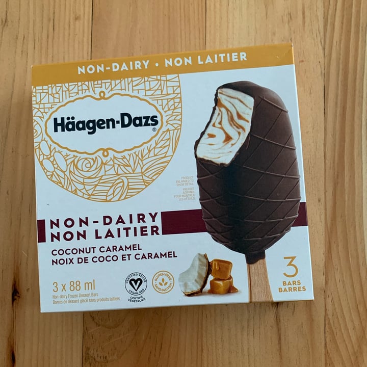 photo of Häagen-Dazs Coconut Caramel Dark Chocolate Bars shared by @thevegancarpenter on  02 Feb 2022 - review