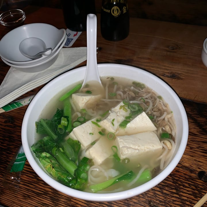 review photo of Mellas Dim-Sum & Noodles Bar Vegan Ramen shared by @jennaacatherine on 29 Jan 2022 - review