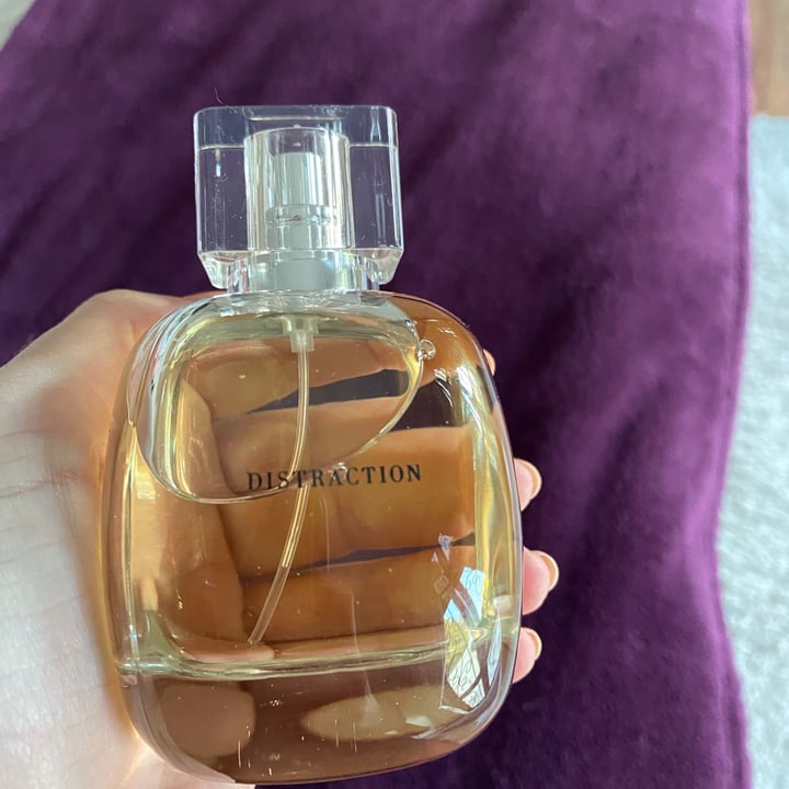 photo of Woolworths Distraction Perfume shared by @sarbearcor on  24 May 2021 - review