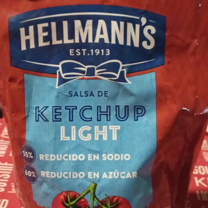 photo of Hellmann’s Ketchup 50% Menos Azúcares shared by @fannyvegan on  30 Mar 2022 - review