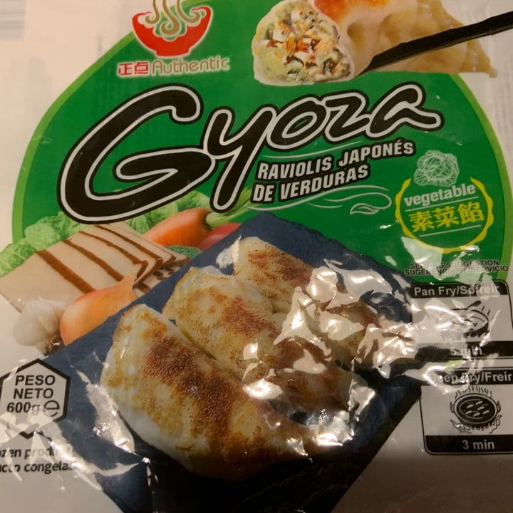 photo of Authentic Gyozas shared by @peronaveg on  26 Apr 2022 - review