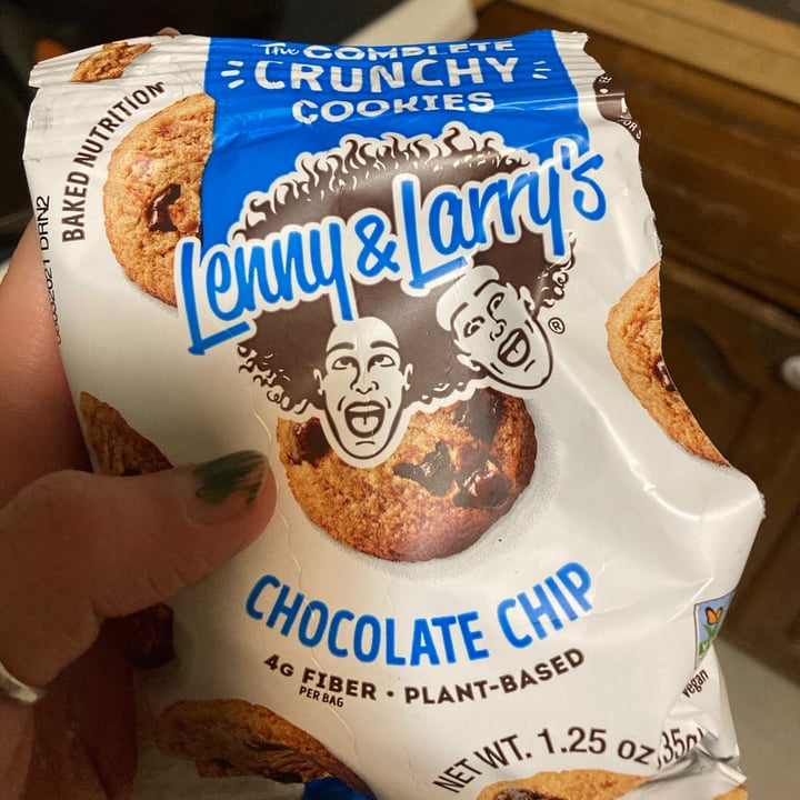 photo of Lenny & Larry’s The Complete Crunchy Cookies Chocolate Chip shared by @foxleaf on  30 Jan 2021 - review